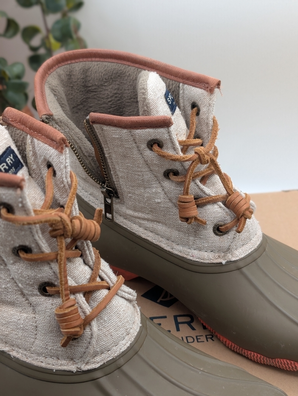 Sperry Women’s Size 9 Duck Boots Waterproof Fleece Lined Lace Up Rain Snow Boots - Picture 3 of 11